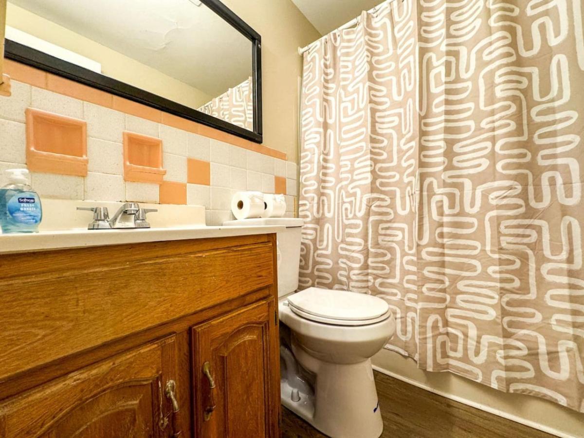 4 With 4 Bedrooms And Parking Wifi Apartment